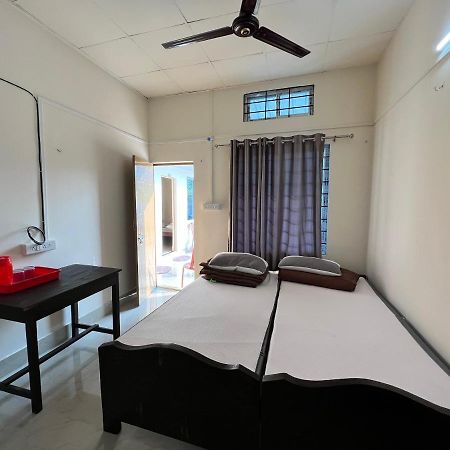 Atithya Lodge Guwahati Ngoại thất bức ảnh