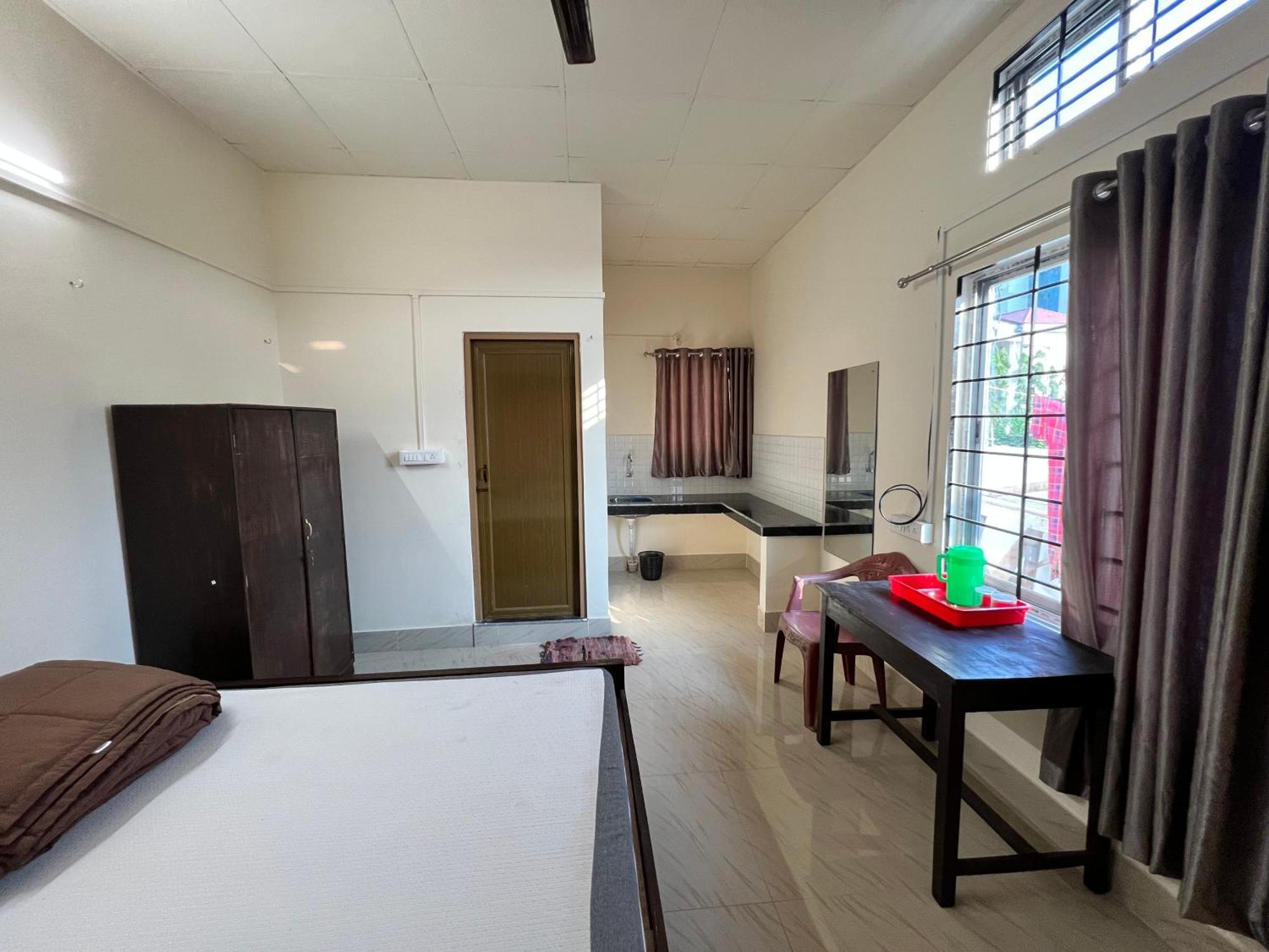 Atithya Lodge Guwahati Ngoại thất bức ảnh